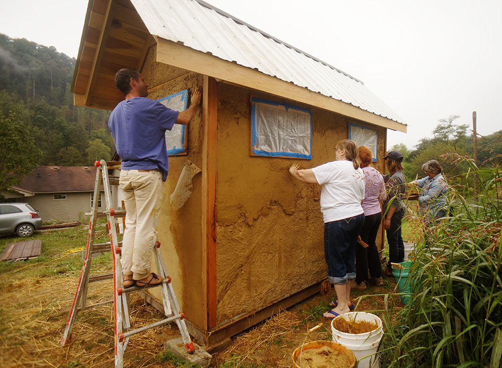 Clay Straw Walls How To Make And Install Wood Trim The Year Of Mud