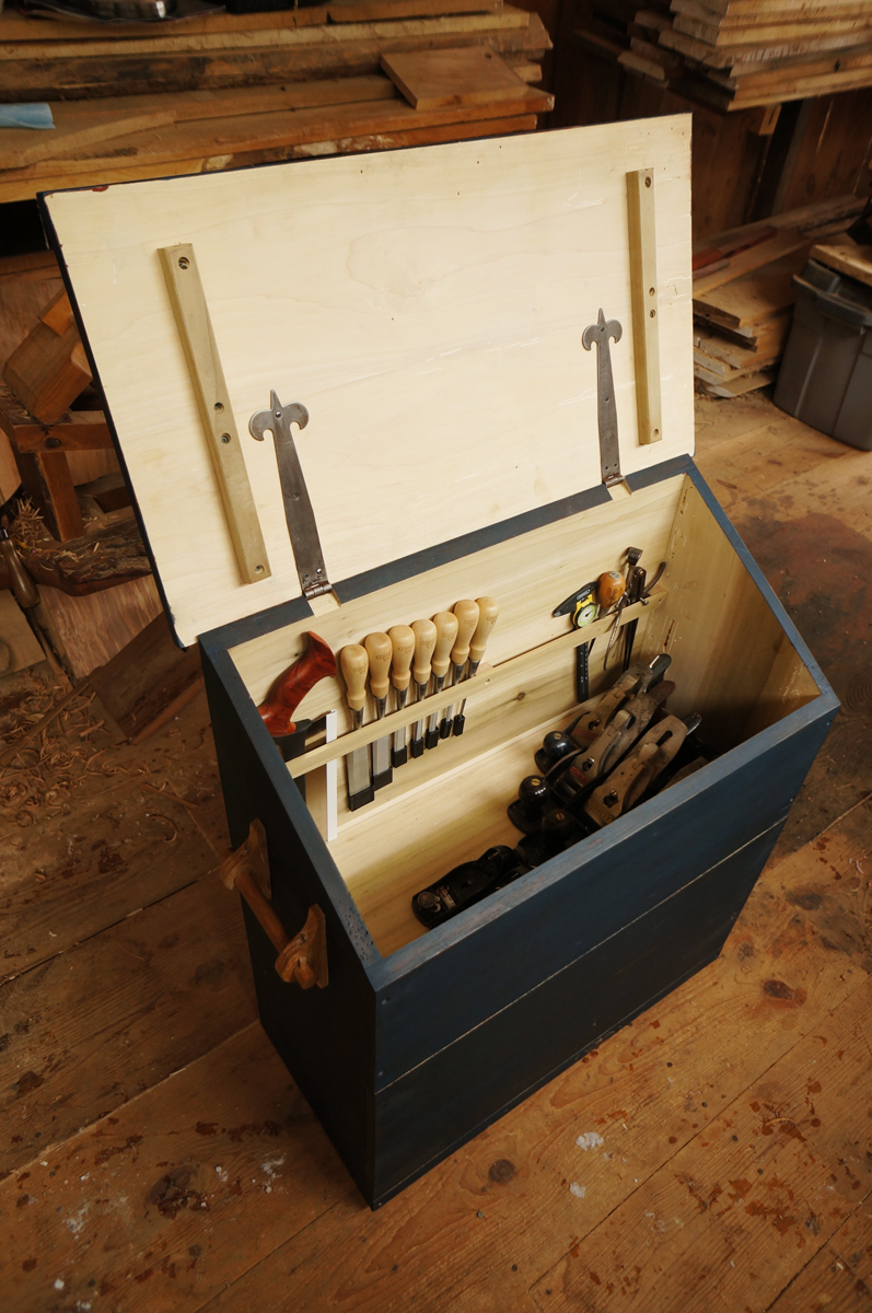 My Large Dutch Tool Chest Plans & Design | The Year of Mud