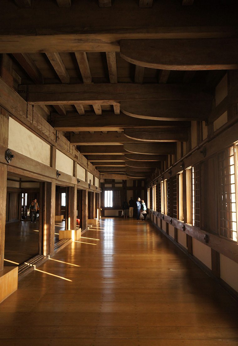 himeji-castle-inside-beams-01 | The Year of Mud